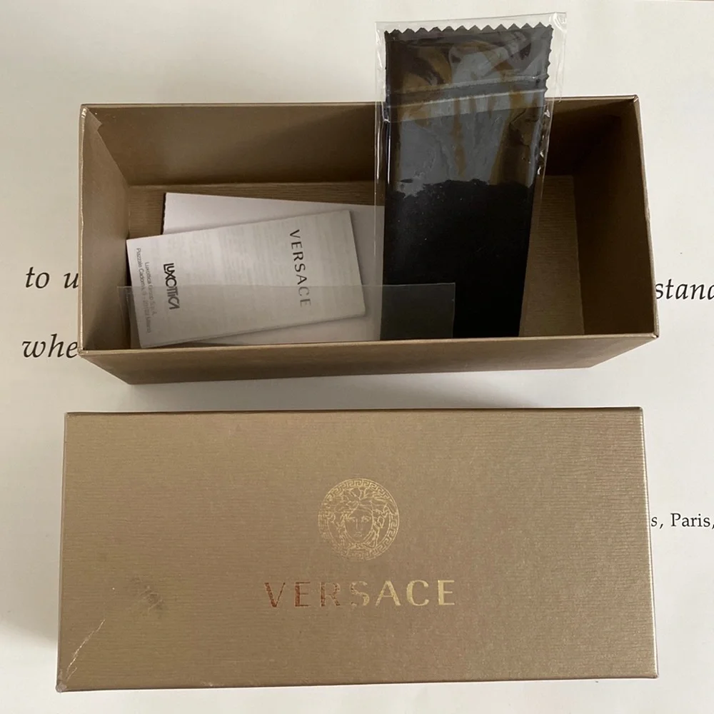 Versace Sunglasses Box‎ (WC)
